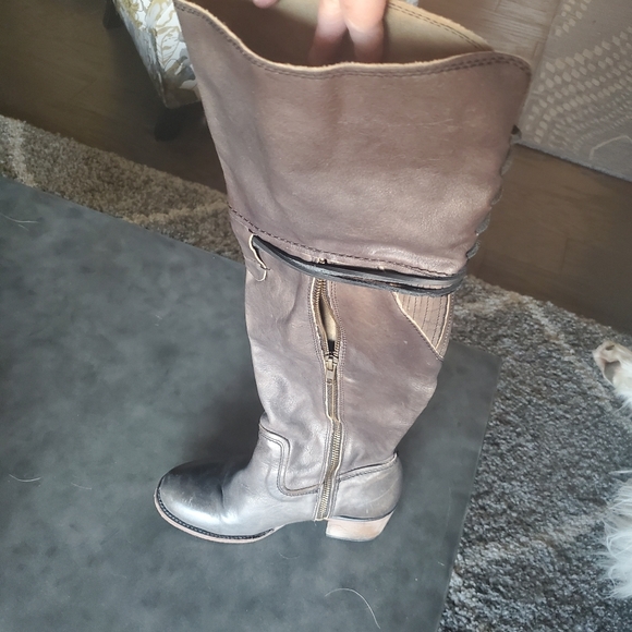 Freebird Boots - Picture 2 of 3